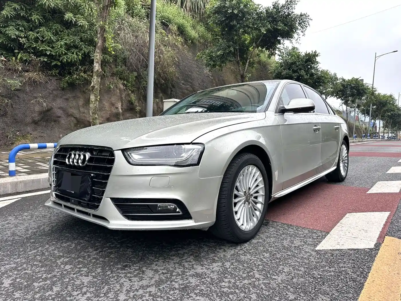 Audi A4L 2016 35 TFSI Collector's Edition Automatic Standard