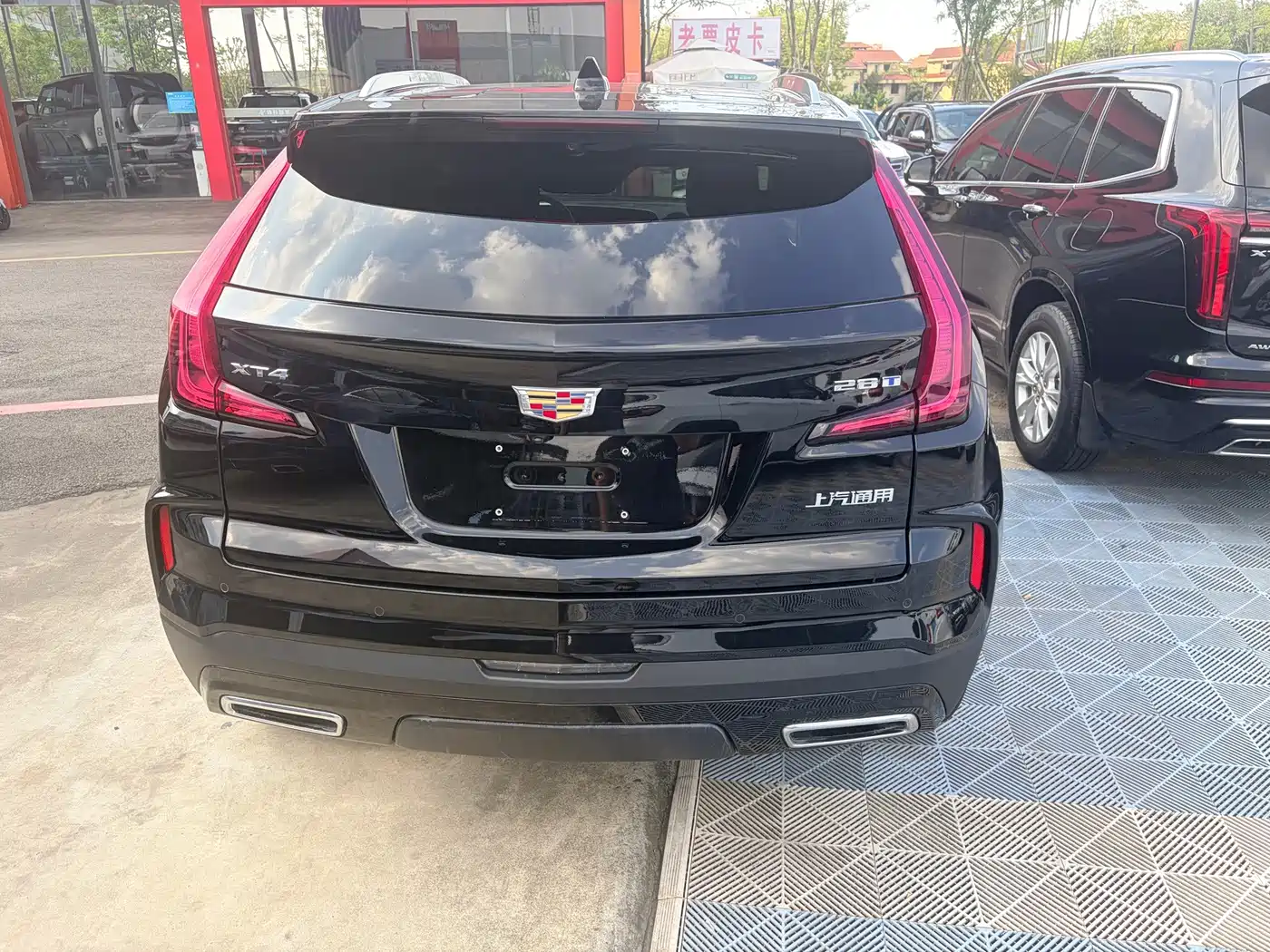 2025 Cadillac XT4