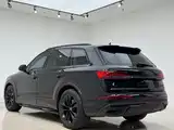 Photo 23 - Audi Q7
