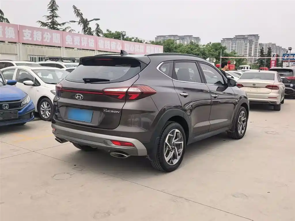 Hyundai Tucson 2019 280TGDi Dual Clutch 2WD Fashion Edition China V фото 7