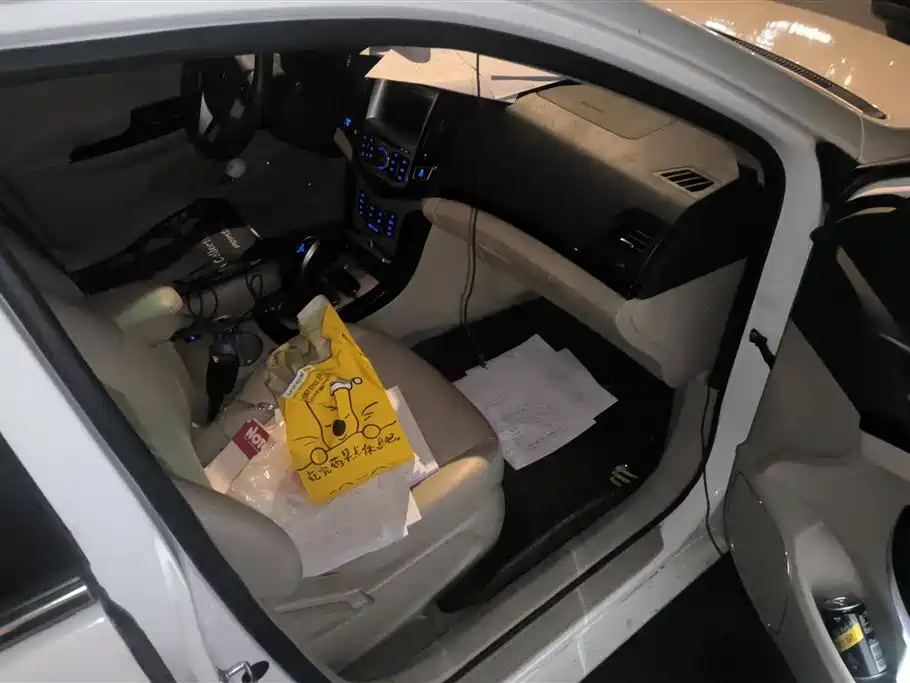 BYD e5 2018 450 Connected Enjoyment фото 8