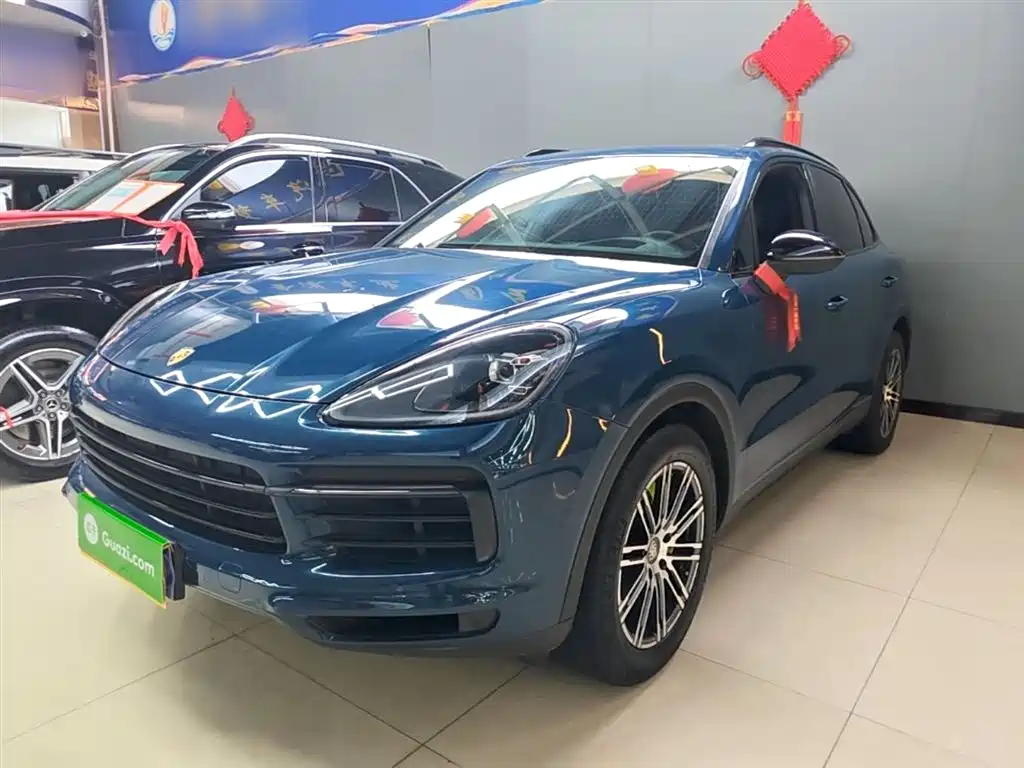 Porsche Cayenne New Energy 2019 Cayenne E-Hybrid 2.0T фото 2