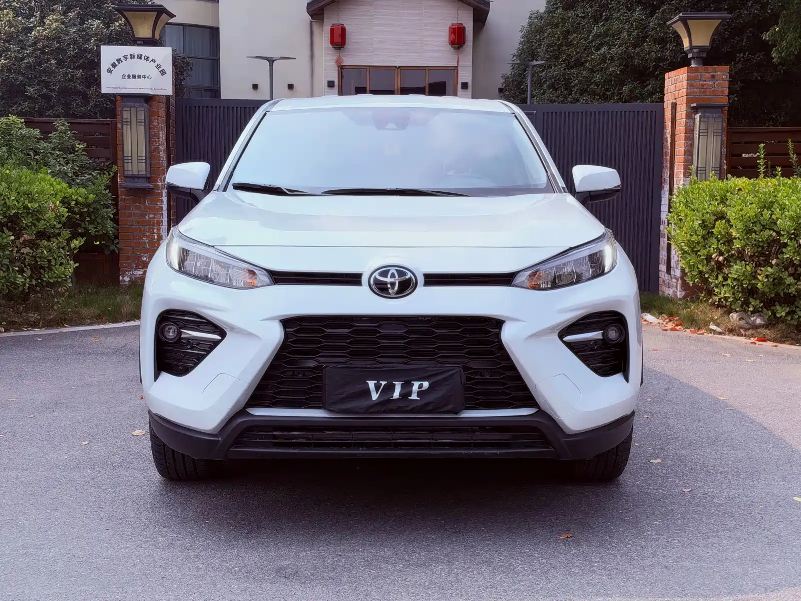 Фото 2 - Toyota Wildlander