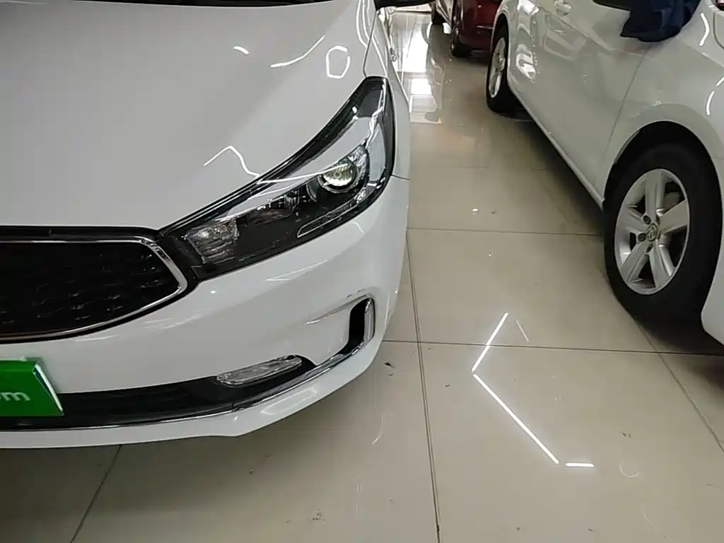 Фото 24 - Kia K3