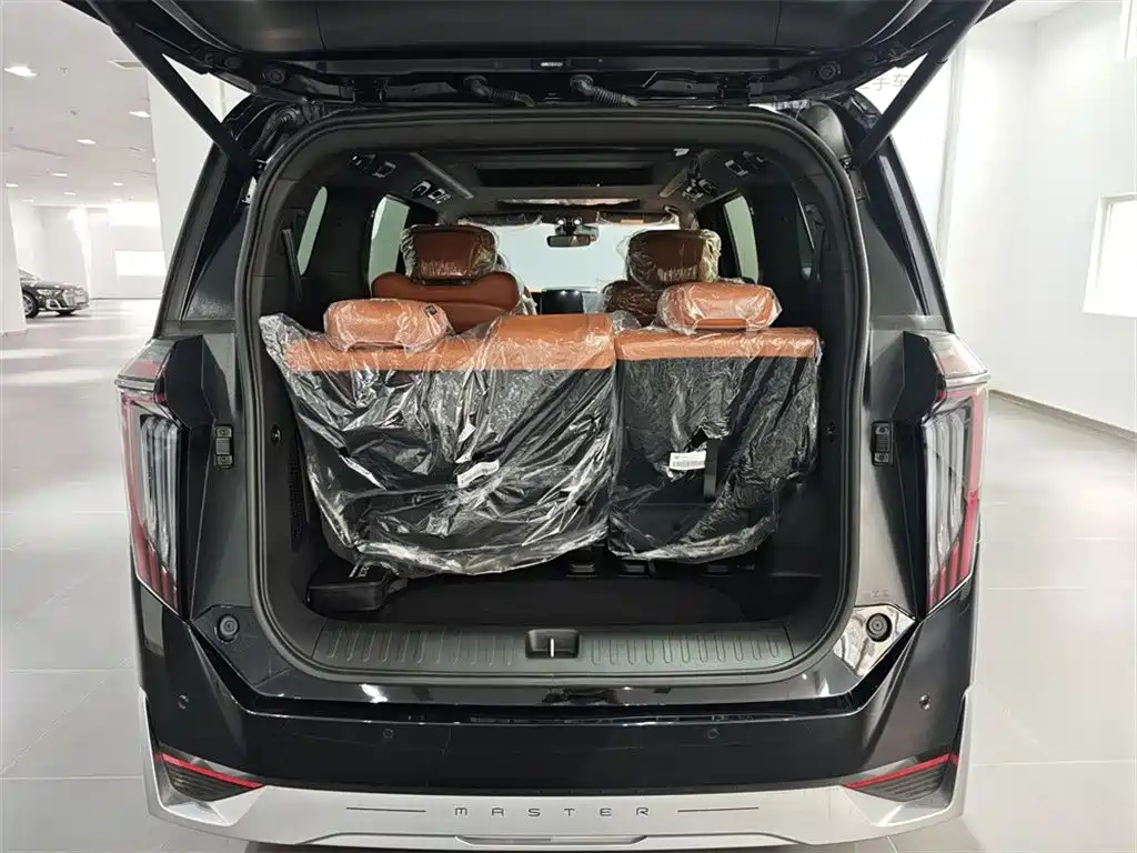 GAC Trumpchi Trumpchi E9 2026 2025 Model E9 Super Fast Charging Premium