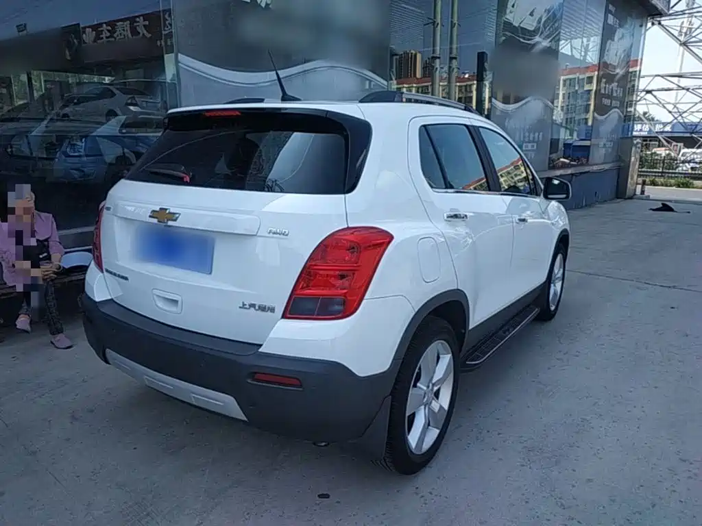 Фото 7 - Chevrolet Trax