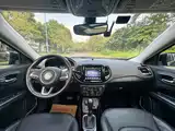 Photo 11 - Jeep Compass
