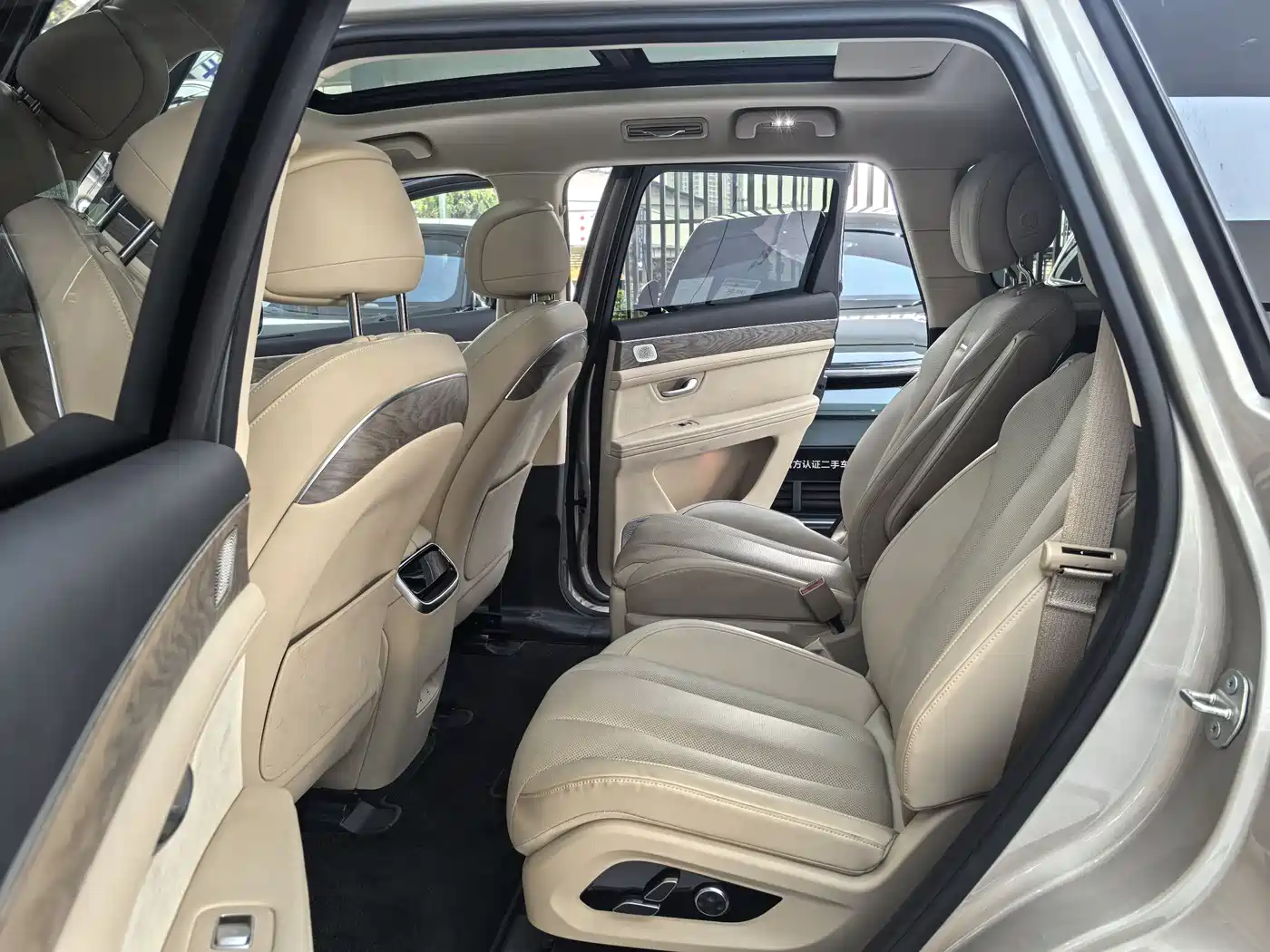 AITO Wenjie AITO M7 2022 1.5T 4WD Flagship Edition фото 12
