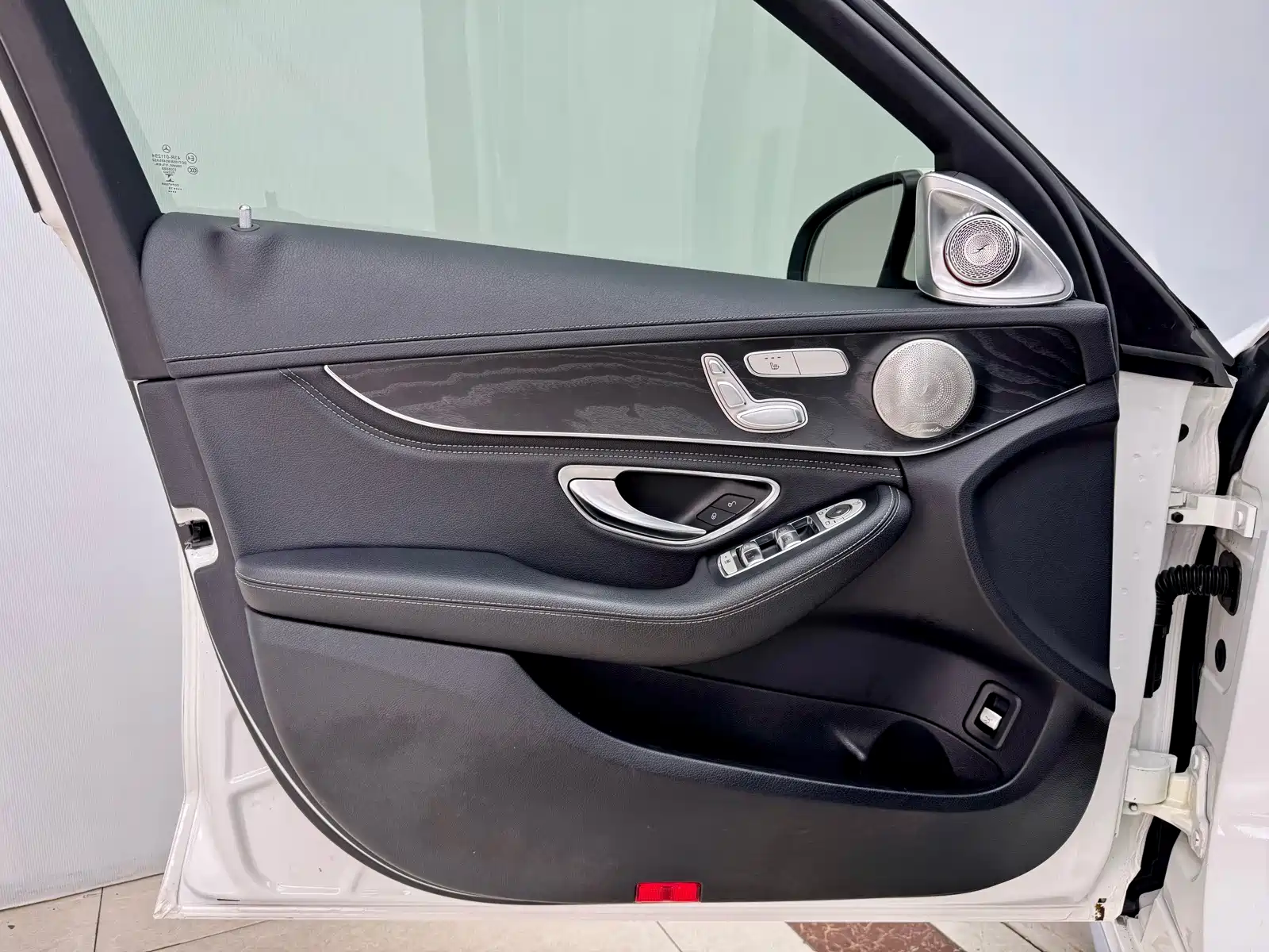 Фото 7 - Mercedes-Benz C-Class