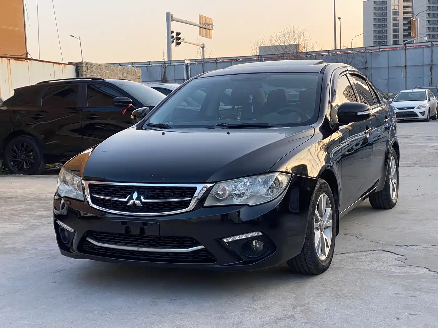 Mitsubishi Fengdisi 2013 1.8L Automatic Luxury China IV