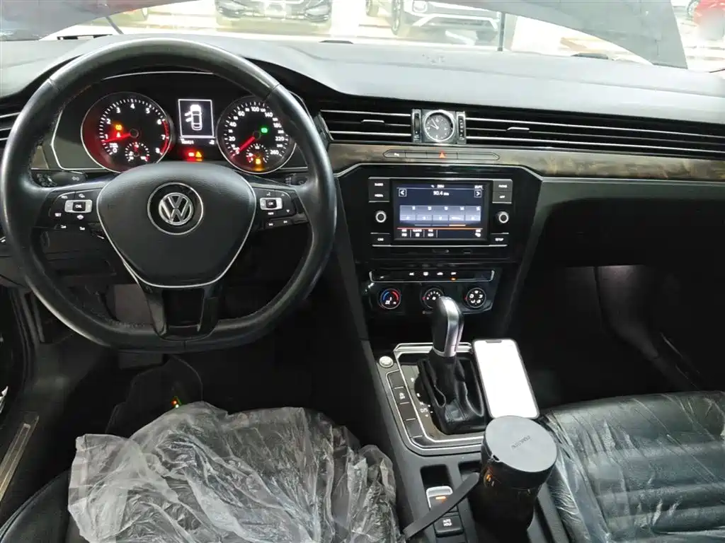 Volkswagen Magotan 2019 330TSI DSG Leading China VI фото 10