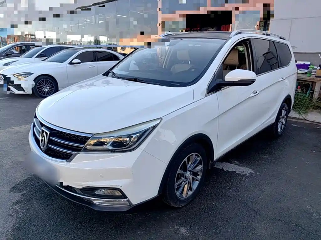 Baojun 730 2018 2017 1.5T DCT Flagship 7-seater China V
