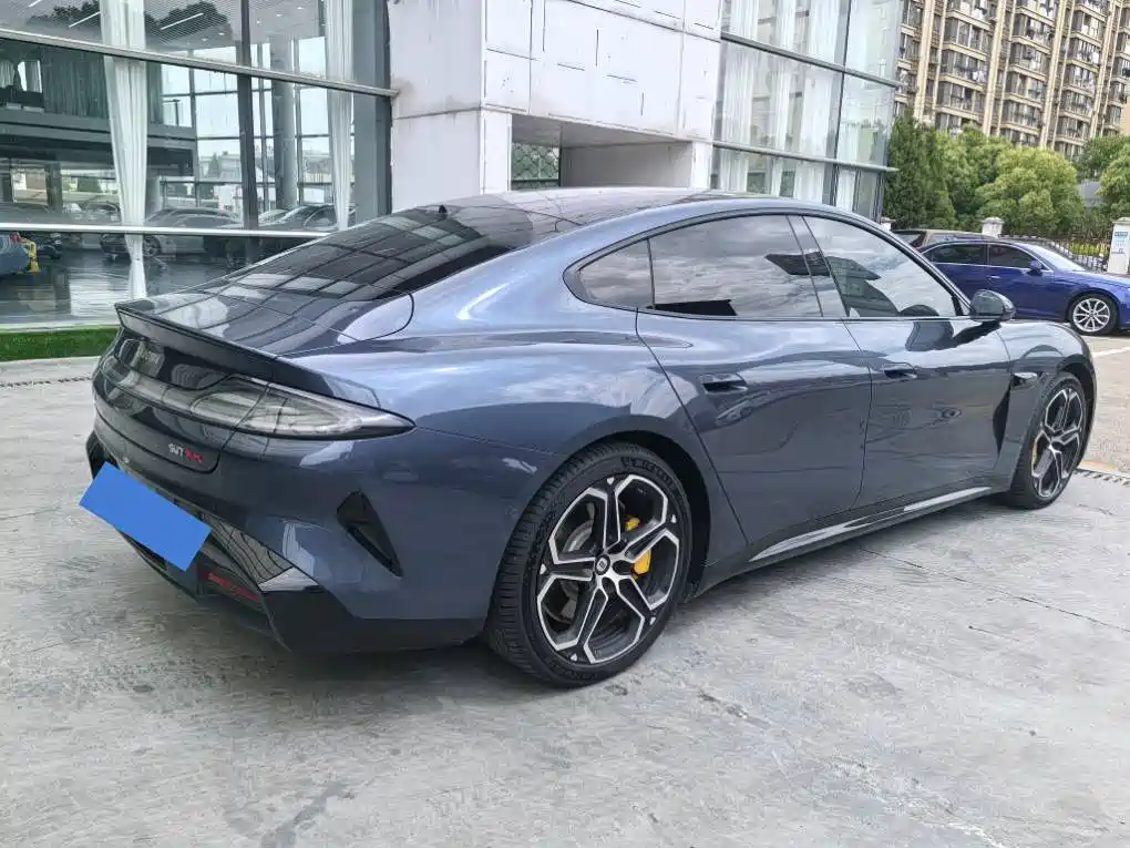 Xiaomi Auto Xiaomi SU7 2024 AWD Extended Range Advanced Smart Driving Max Edition фото 13