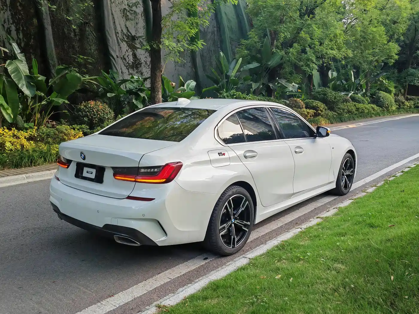 BMW 3 Series 2022 Facelift 325i M Sport Package фото 8
