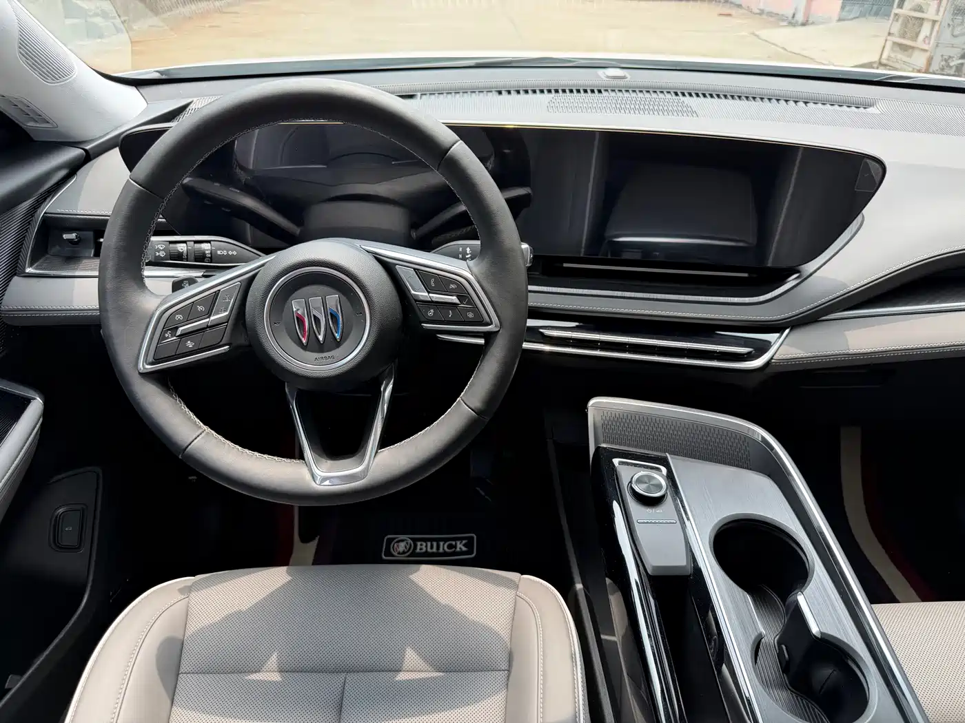 Buick E5 2025 2025 Model 620KM Premium Edition