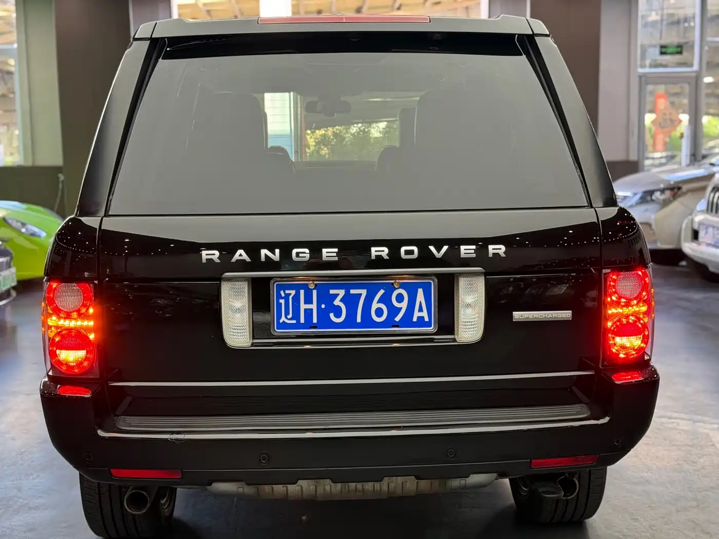 Фото 10 - Land Rover Range Rover