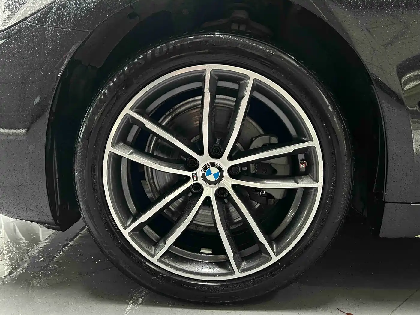 BMW 5 Series 2022 525Li M Sport Package фото 3