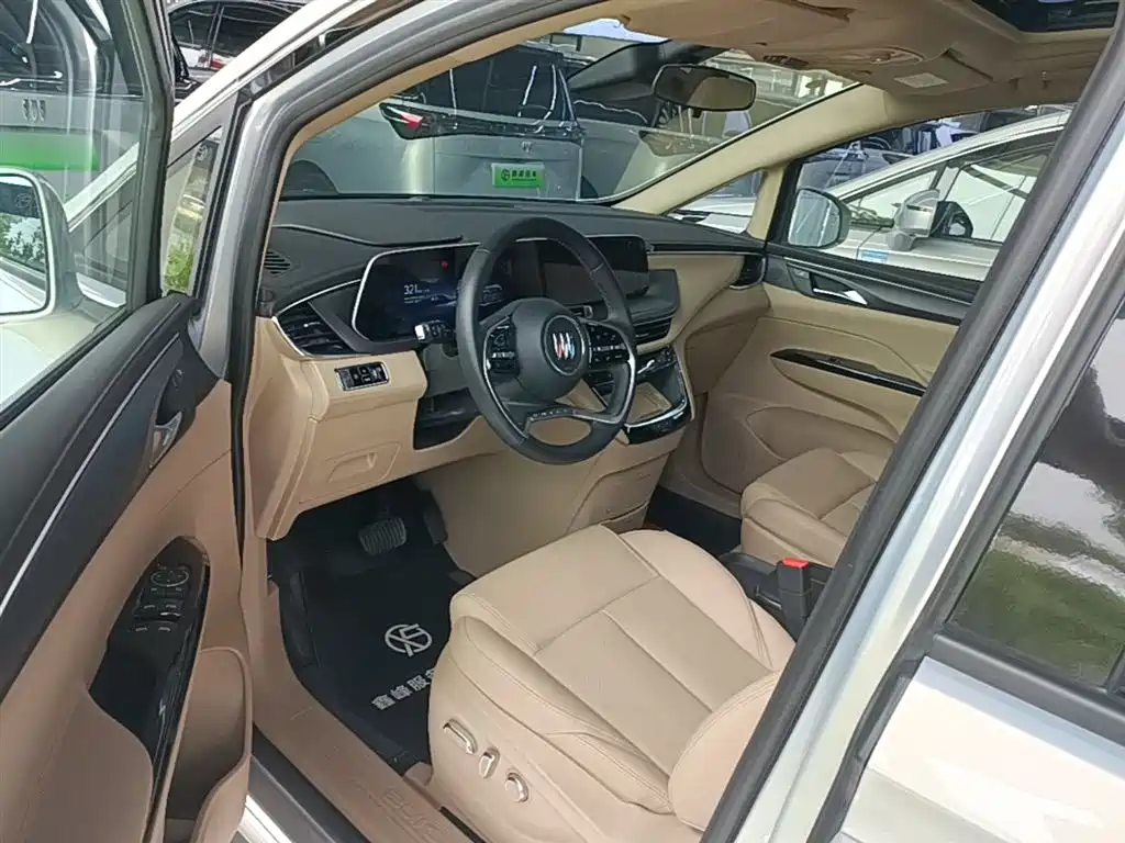 Buick GL8 New Energy 2025 Land Honor Premium Edition 7-Seater фото 16