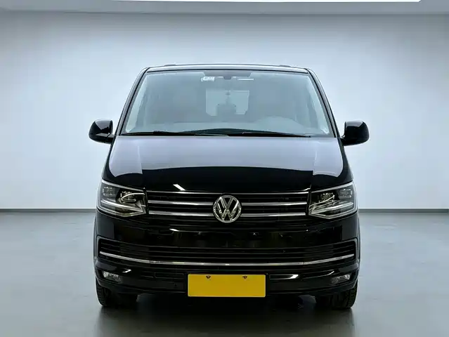 Volkswagen Multivan 2019 2.0TSI 2WD Luxury 7-seater — фото 2