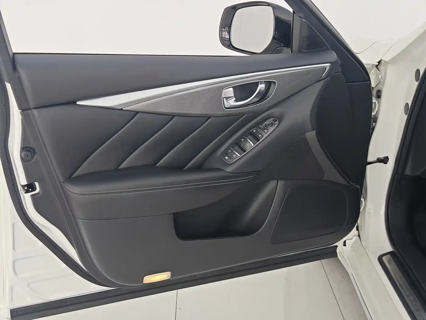 Infiniti Q50L 2018 2016 Model 2.0T Progressive Edition