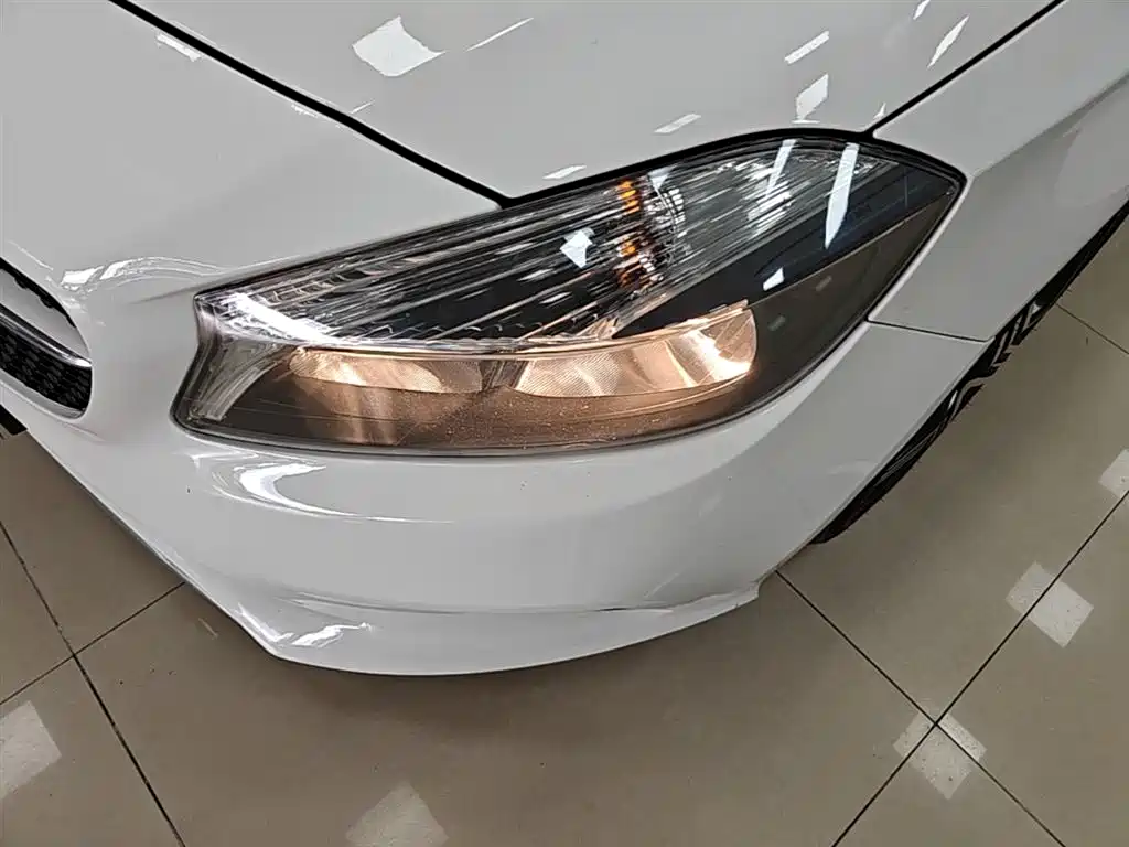 Mercedes-Benz A-Class (Import) 2015 A 180 Standard фото 24