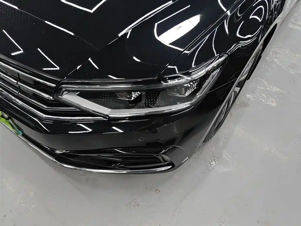 Volkswagen Magotan GTE Plug-in Hybrid 2022 GTE Luxury фото 24