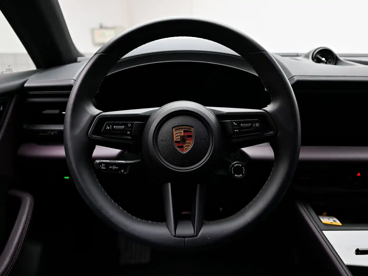 Porsche Macan EV 2024 Macan 4 фото 9