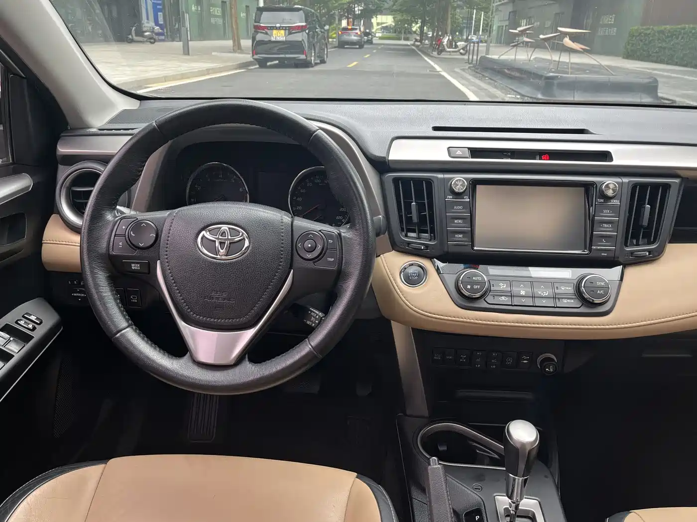 Toyota RAV4 Rongfang 2016 2.5L Automatic 4WD Elite фото 20