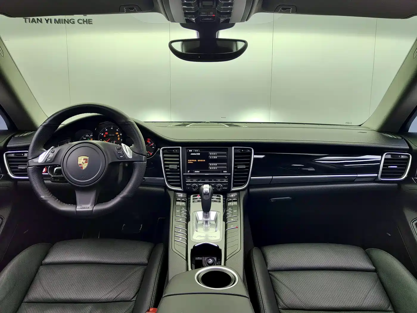 Porsche Panamera 2014 Panamera 3.0T фото 19