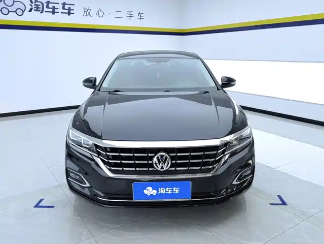Volkswagen Passat 2019 330TSI Elite (China V) — фото 2
