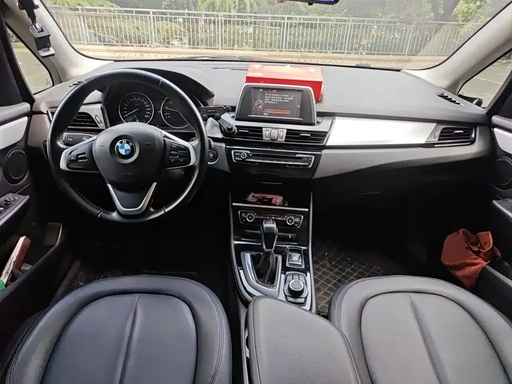 BMW 2 Series Tourer (Import) 2015 218i Leading Type фото 13