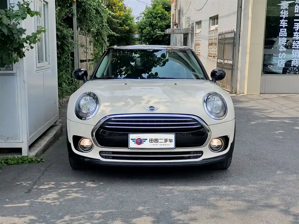 صورة 2 - MINI CLUBMAN