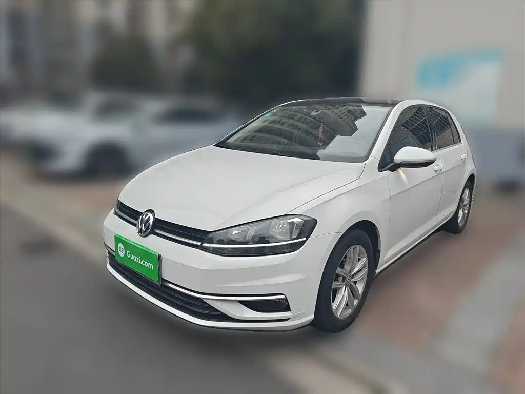 Volkswagen Golf 2019 200TSI DSG Comfort Progressive China VI фото 2