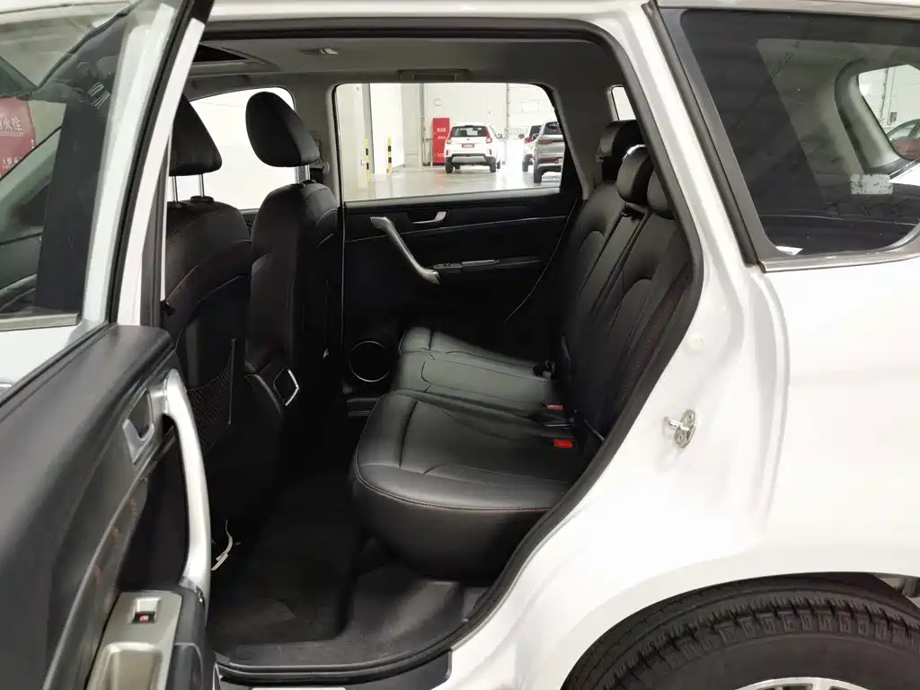 Photo 15 - Haval H6