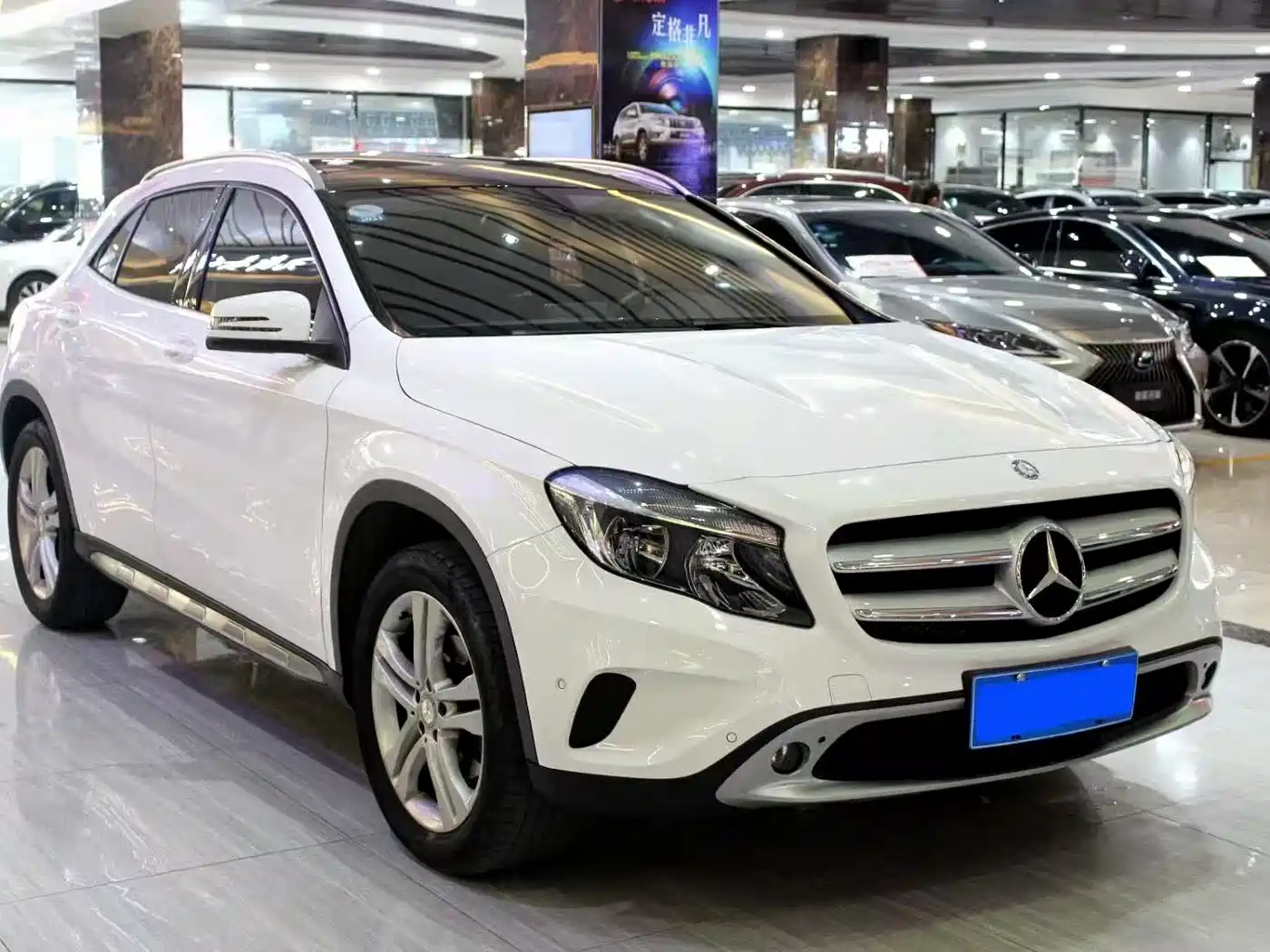 Mercedes-Benz GLA 2015 GLA 200 Dynamic фото 3