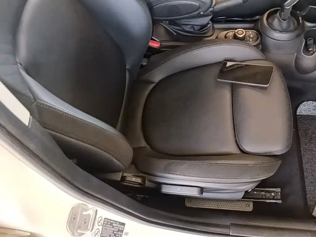 Фото 25 - MINI MINI