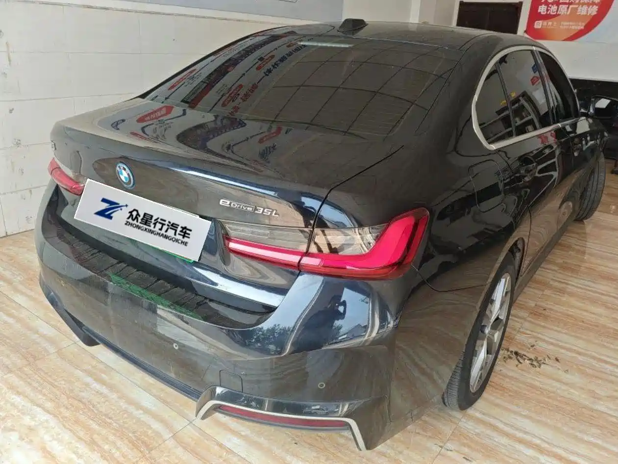 Фото 9 - BMW i3