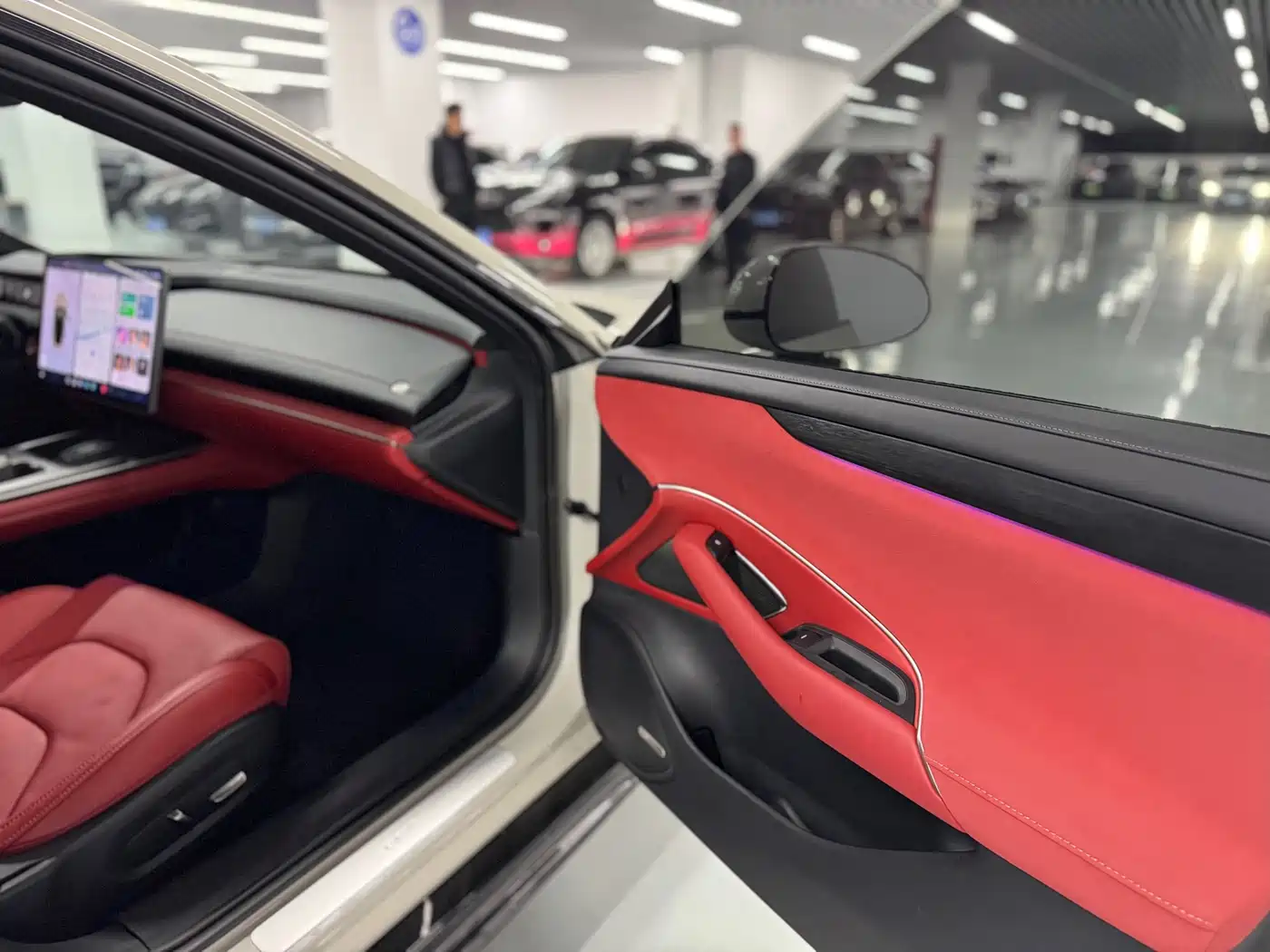 XIAOMI CAR XIAOMI SU7