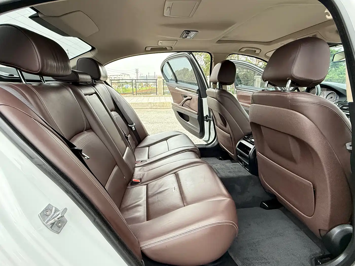 BMW 5 Series 2014 525Li Luxury Design Package фото 8