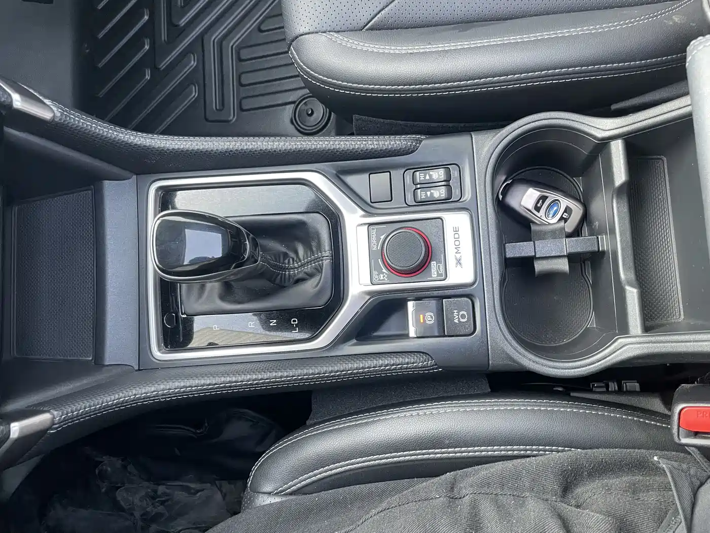 Subaru Forester 2022 2.0i AWD Luxury Edition with EyeSight фото 10