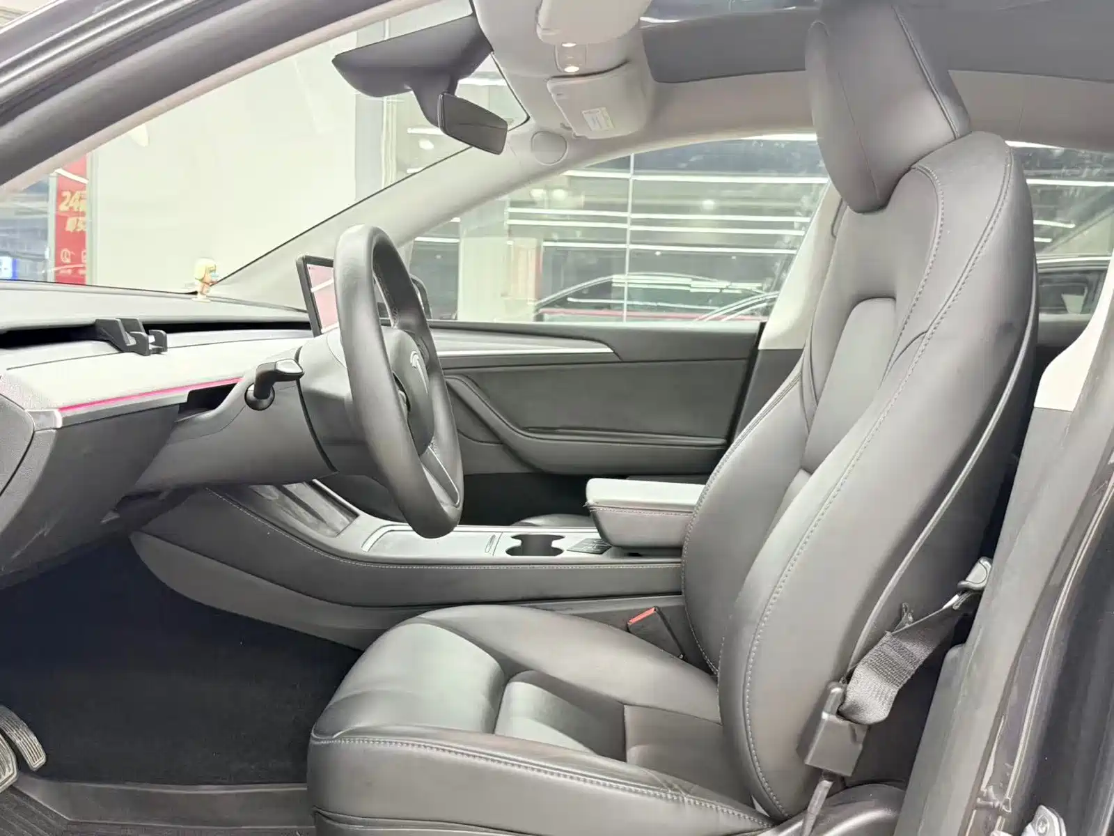 Фото 6 - Tesla Model Y