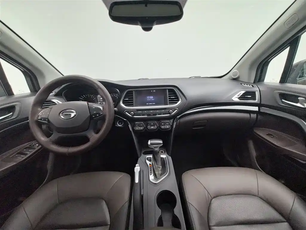 GAC Trumpchi Trumpchi GS4 2015 200T G-DCT Premium Edition фото 5