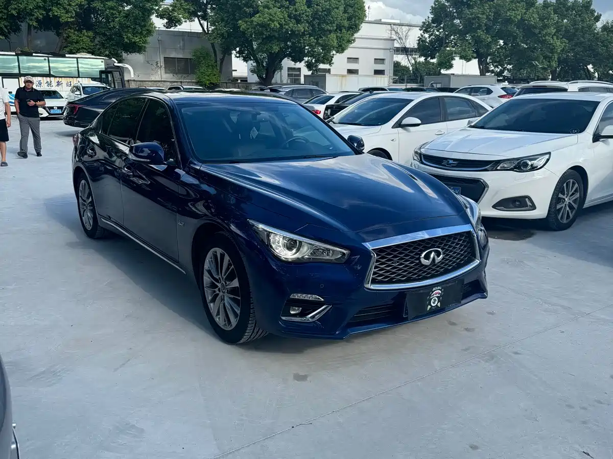 Infiniti Q50L 2019 2018 2.0T Leisure Edition (China VI)