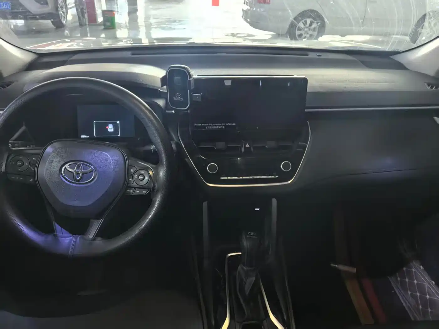 Toyota Corolla Cross 2024 2.0L Flagship Edition фото 12
