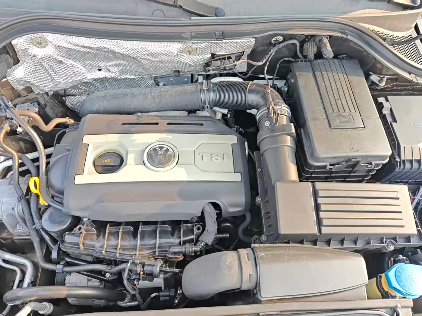 Volkswagen Tiguan 2016 Model 300TSI Automatic 2WD Comfort Edition фото 13