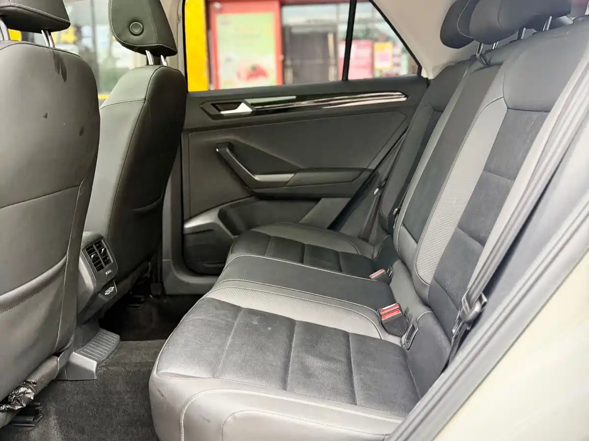 Volkswagen T-ROC 2022 280TSI DSG 2WD Comfort PLUS фото 11