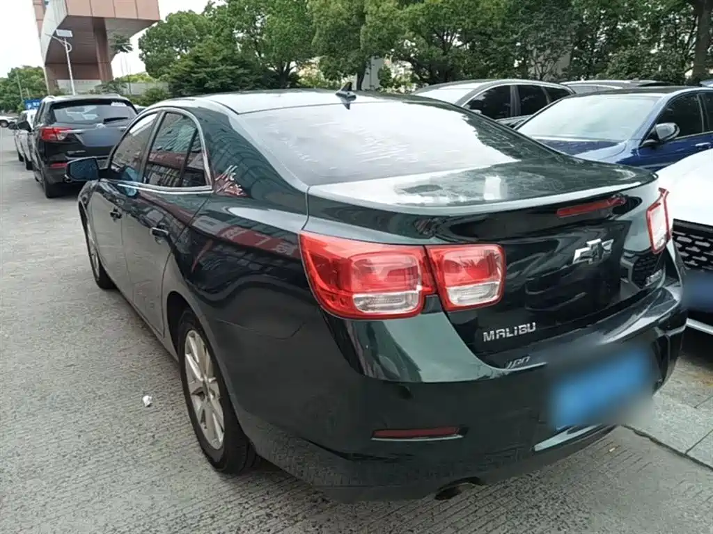 Chevrolet Malibu 2014 2.0L Automatic Luxury фото 5