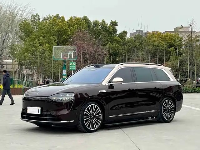 AITO ASK THE WORLD M9