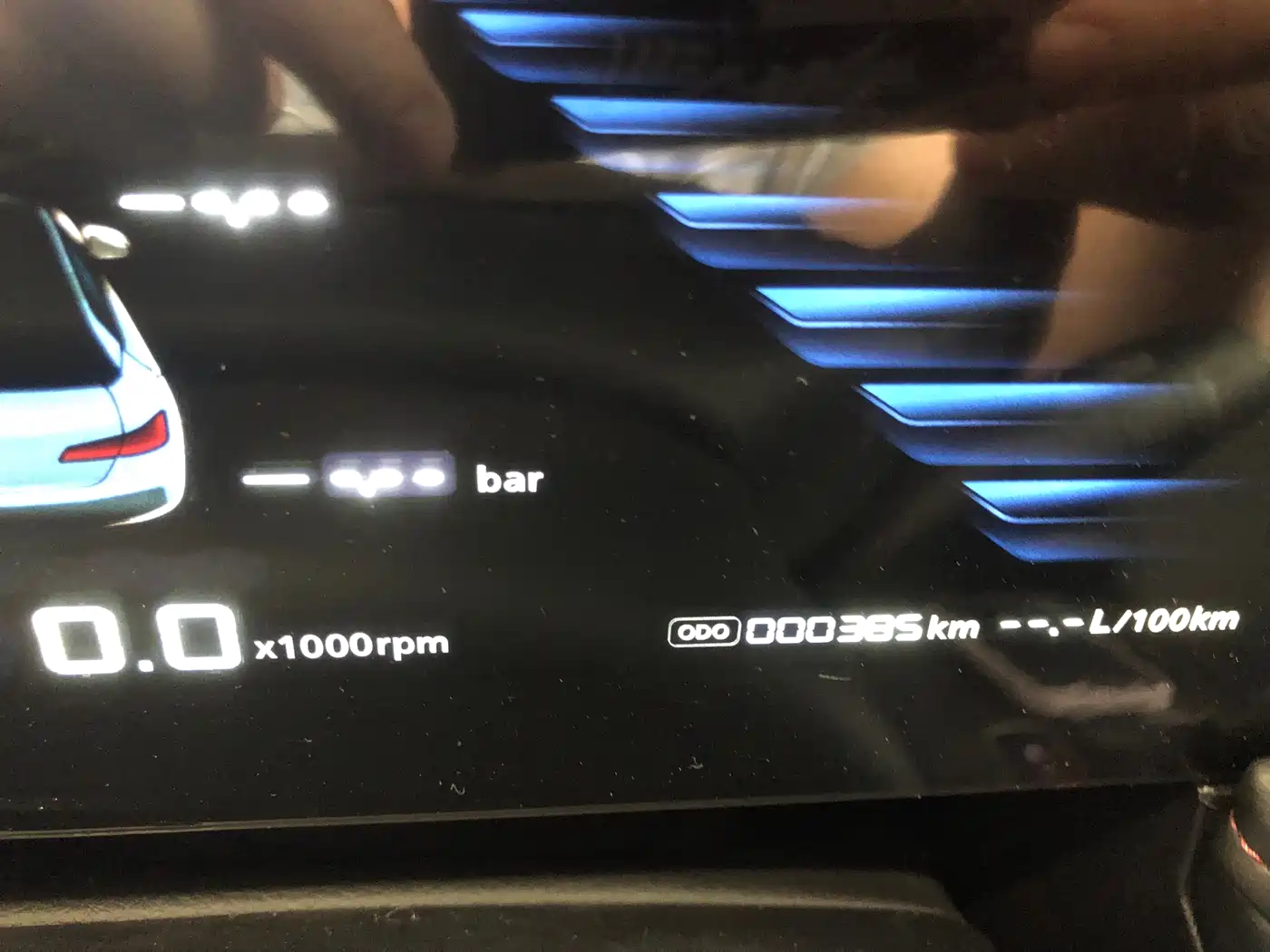 Фото 9 - Roewe i5