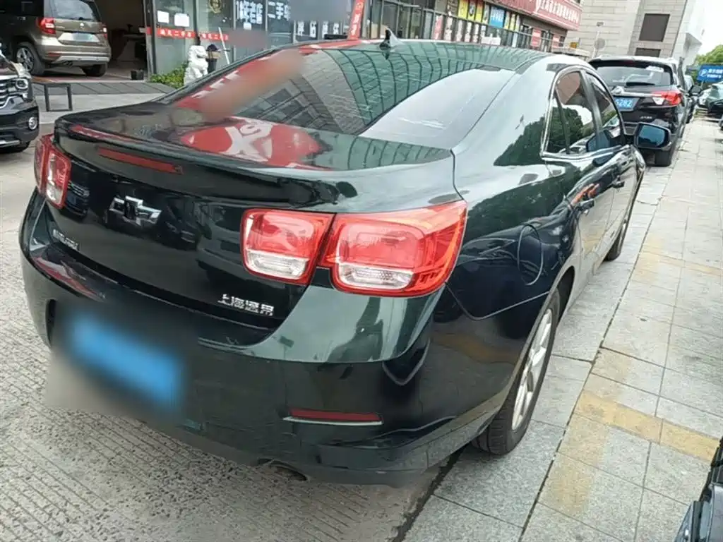 Chevrolet Malibu 2014 2.0L Automatic Luxury фото 7